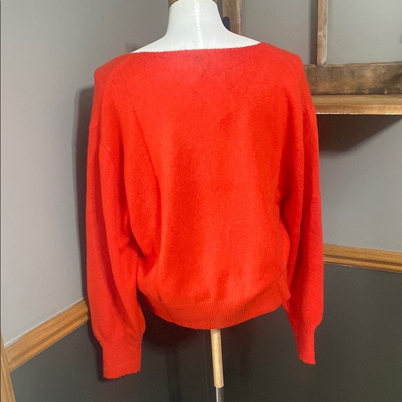 A new day Vibrant burnt Orange V-Neck Women's Sweater size M - Picture 4 of 7